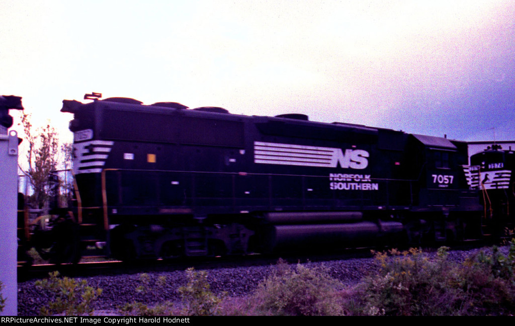 NS 7057